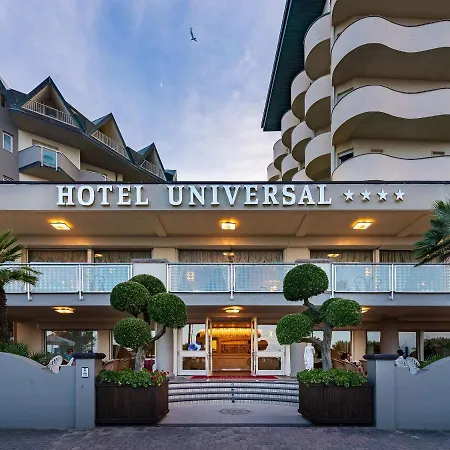 Universal Hotel-2